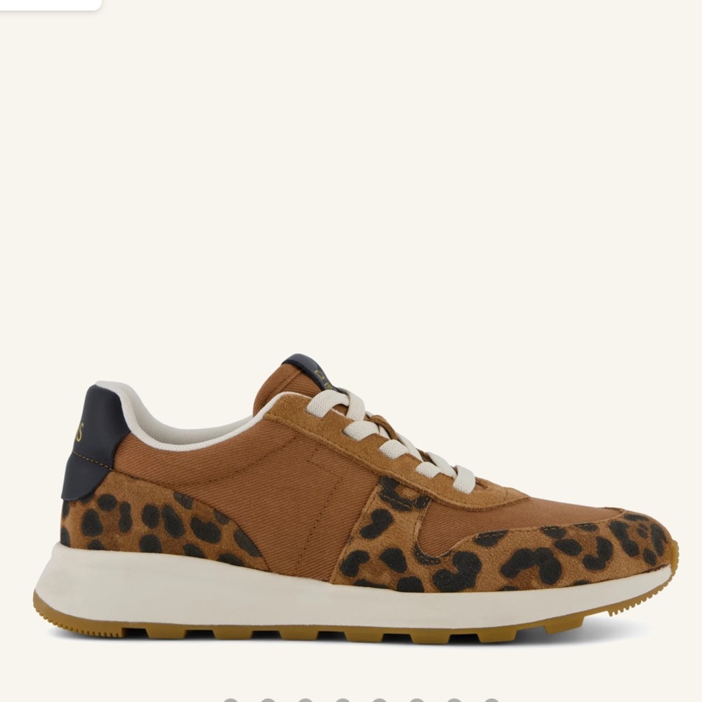 TOMS TRVL LITE Retro Runner Sneaker
